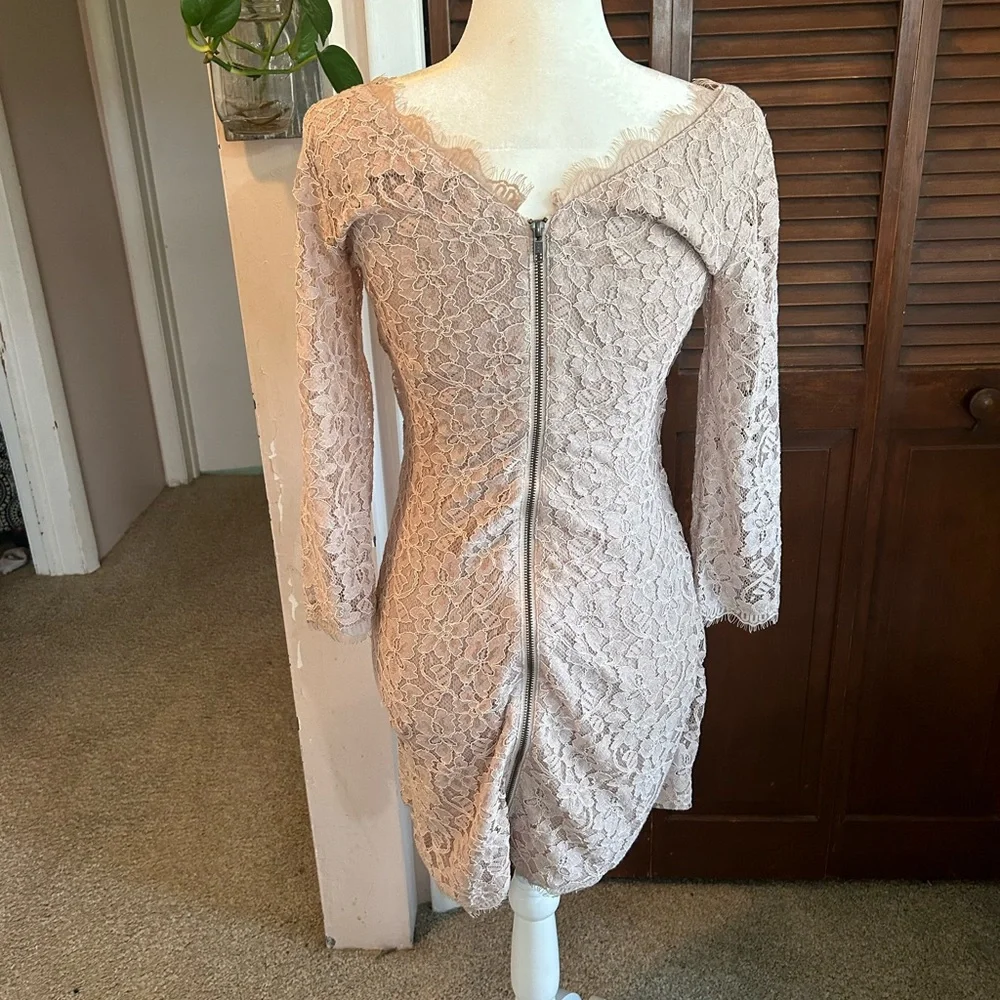 Diane Von Furstenberg Zaria Lace Dress in Champagne - Picture 4 of 12